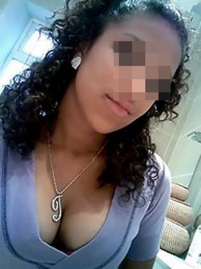 Femme très cochonne à Ixelles cherche un amant black