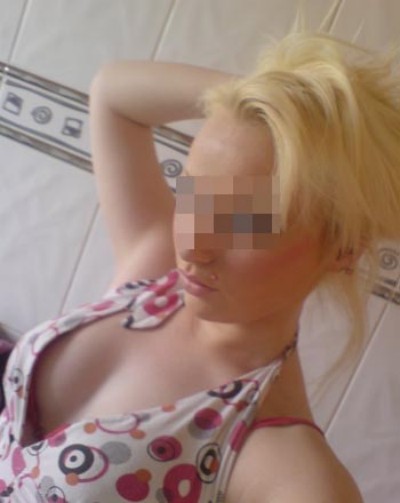 Libertine pour un mec pour une petite fellation à Charleroi