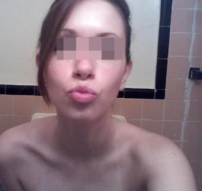 Belle fille qui veut de grosses queues à sucer à Charleroi