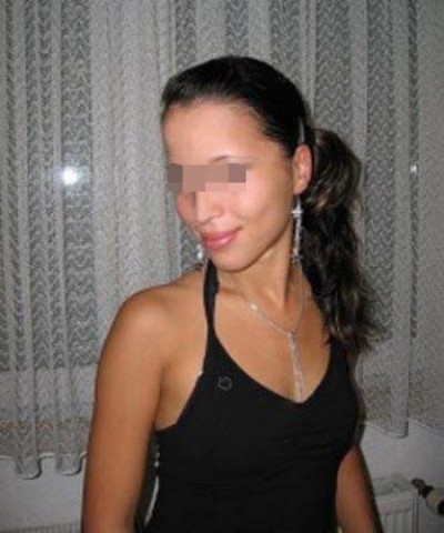 Coquine sur Bruxelles appréciant la fellation