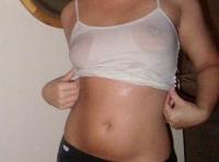 Femme très chaude voulant pomper une grosse bite rasée sur Tournai