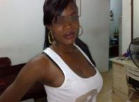 Bonne salope qui aime la pipe